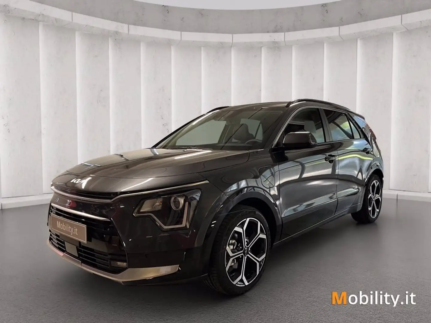 Kia Niro 1.6 gdi phev Style dct6 Grijs - 1