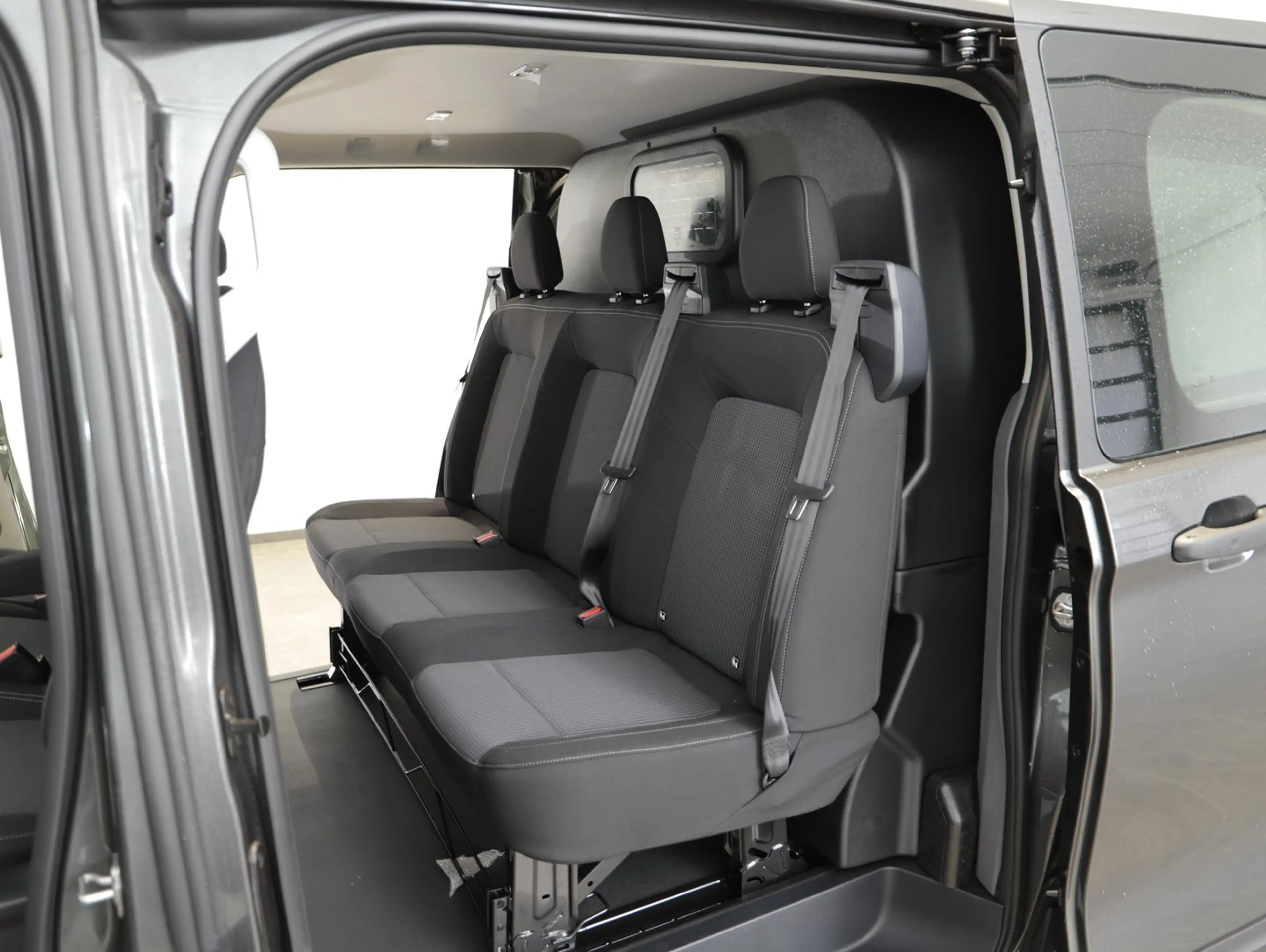 Volkswagen Transporter VW Transporter Kasten Plus PanAm. TDI 4M — photo 9