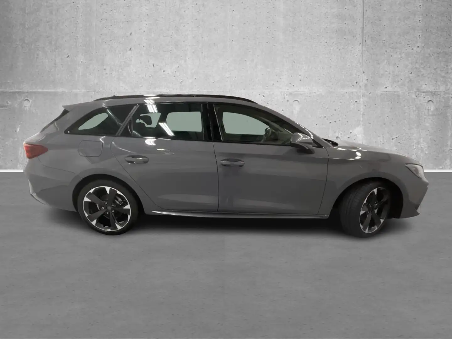 CUPRA Leon Sportstourer VZ 2.0 TSI 333PS/245kW 4x4 DSG7 20... Gris - 2