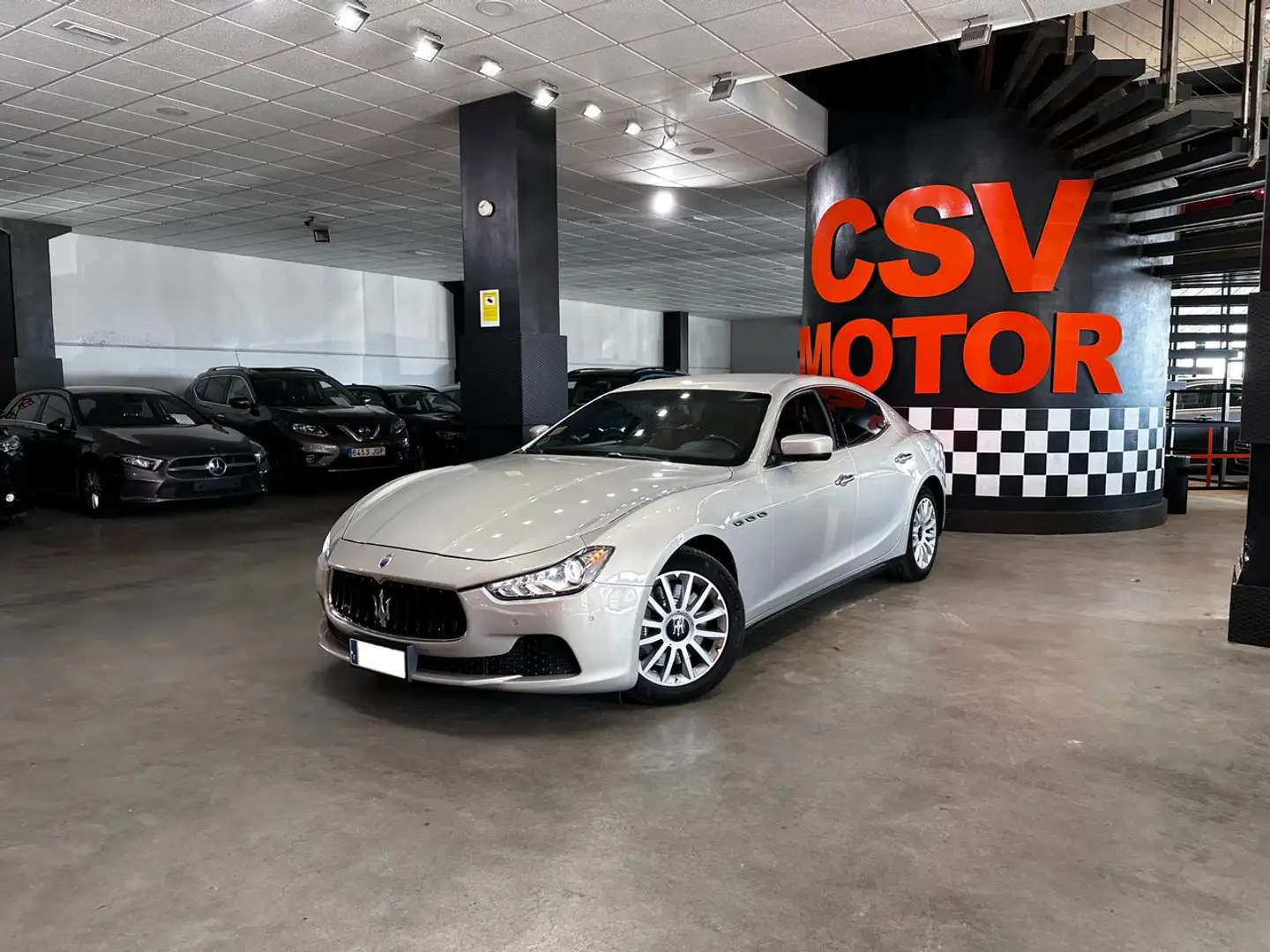 Maserati Ghibli 3.0 V6 DS 275CV RWD Beige - 2
