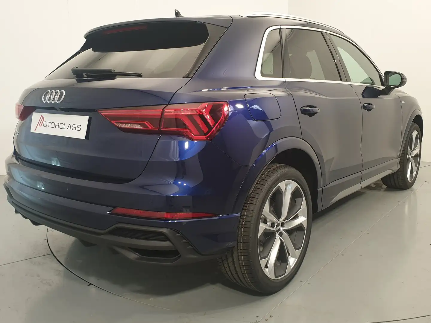 Audi Q3 35 2.0 tdi s line edition s tronic Bleu - 2