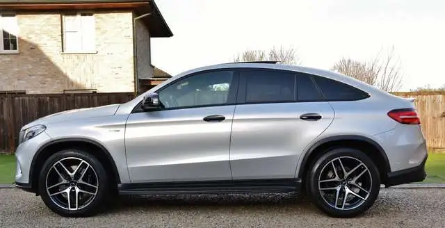 Mercedes-Benz GLE 43 AMG Coupé 4-Matic**LOOK 63 AMG**PANODAK-21" WHEELS**