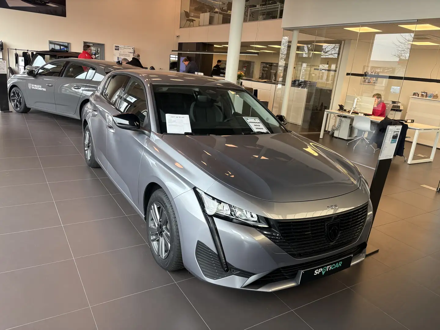 Peugeot 308 PureTech 130 Allure - 1