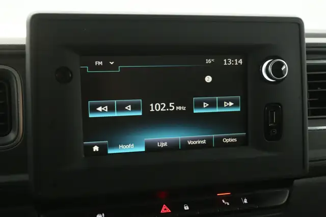 Renault Master view 14