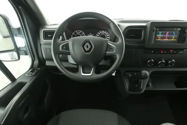 Renault Master view 2
