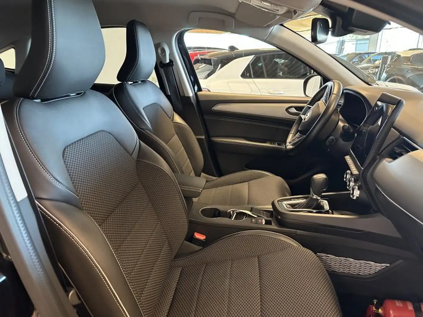 Renault Arkana Intens 1.6 E-TECH HYBRID 145 Zwart - 2