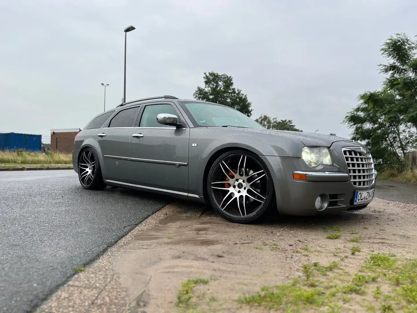 Chrysler 300C Touring 3.0 CRD DPF Automatik Silber - 2
