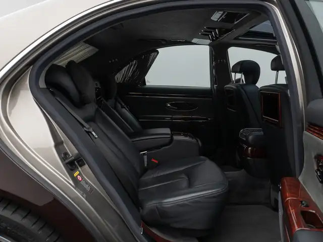 Maybach 57 view 25