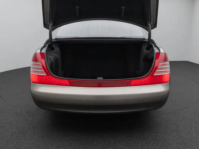 Maybach 57 view 11