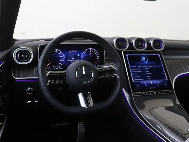 Mercedes-Benz GLC view 10