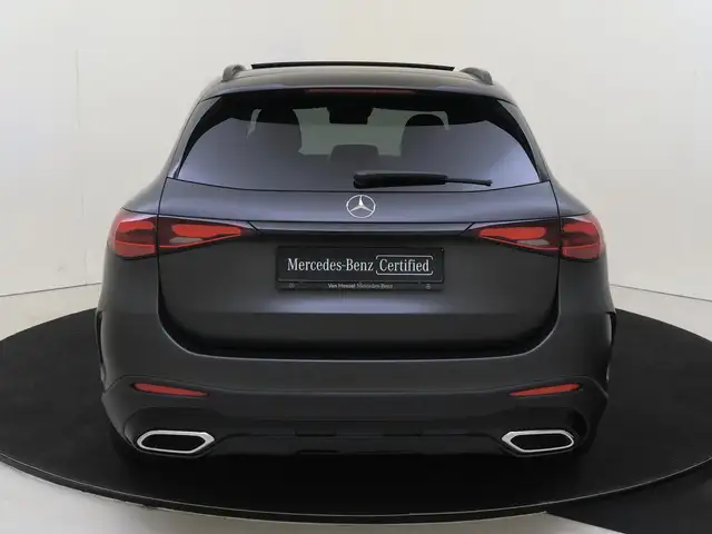 Mercedes-Benz GLC view 7
