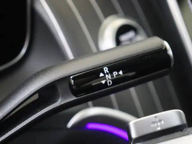 Mercedes-Benz GLC view 14