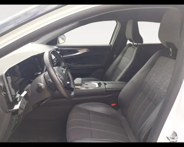 Renault Austral view 9