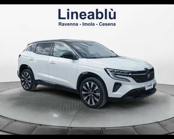 Renault Austral view 7