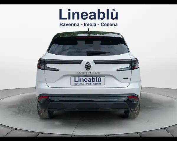 Renault Austral view 4