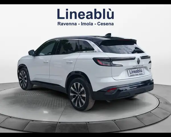 Renault Austral view 3