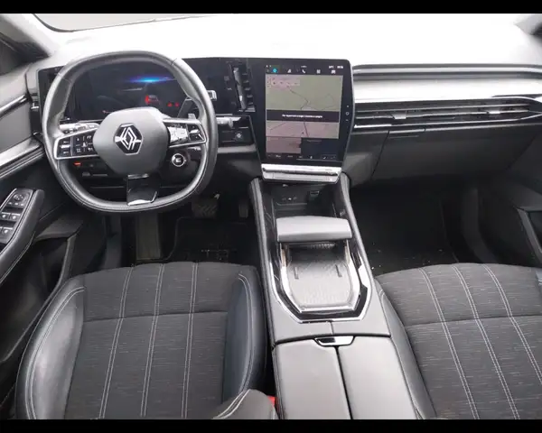 Renault Austral view 10
