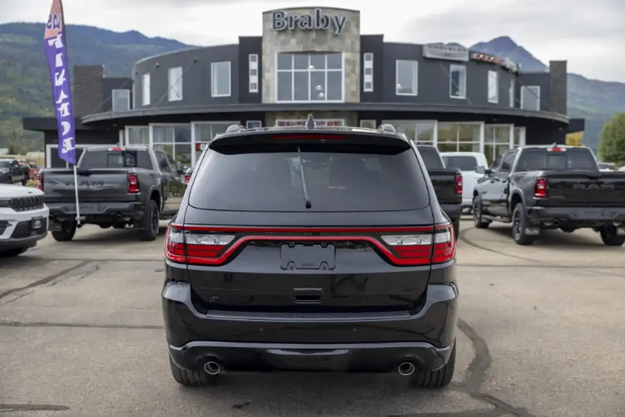 Dodge Durango снимка Dodge Durango