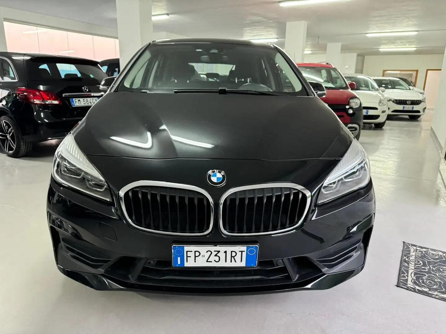 BMW 218 218d Active Tourer Advantage auto my17 Negro - 2