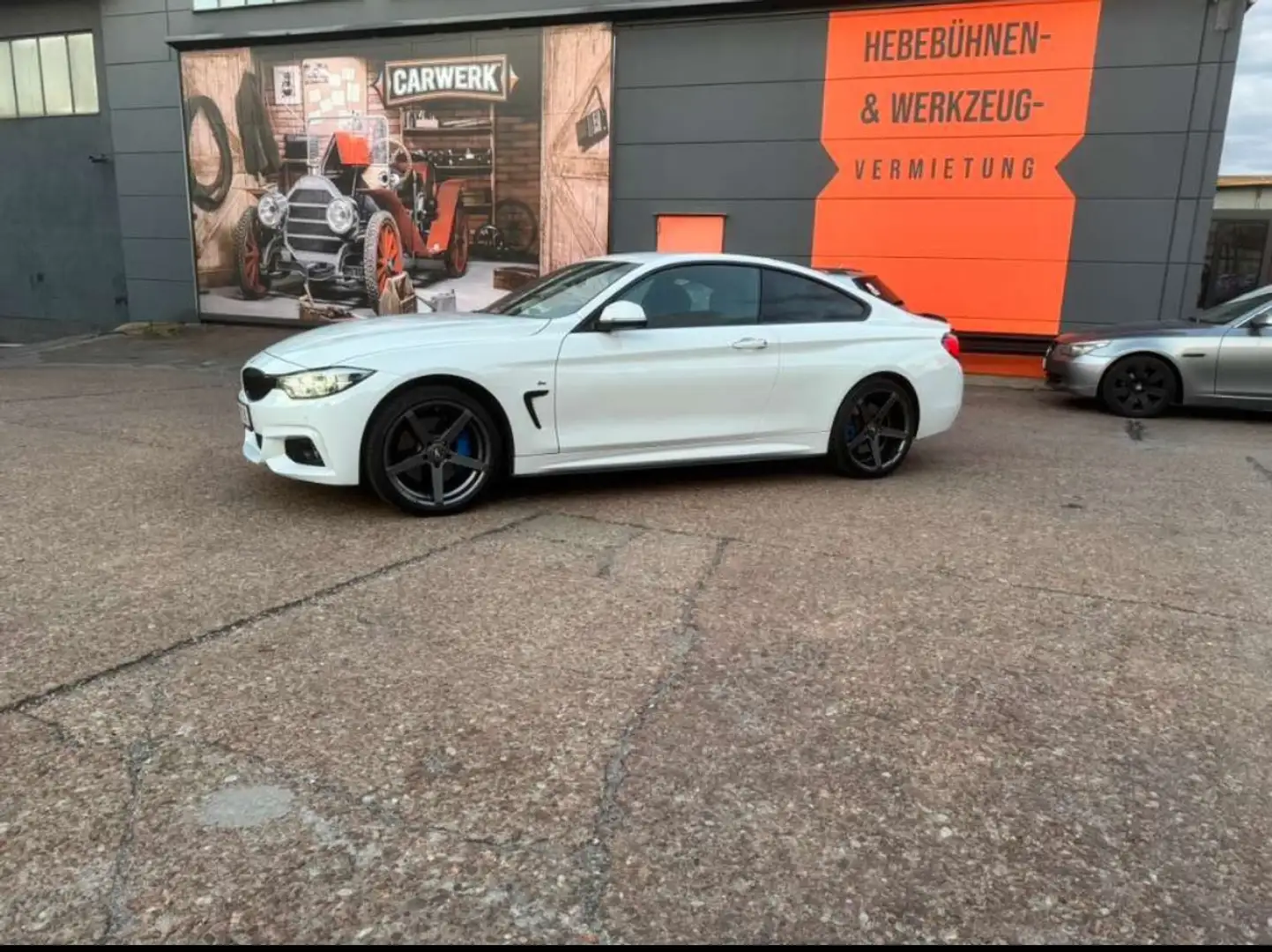 BMW 440 440i Coupe M Sport Aut. Weiß - 2