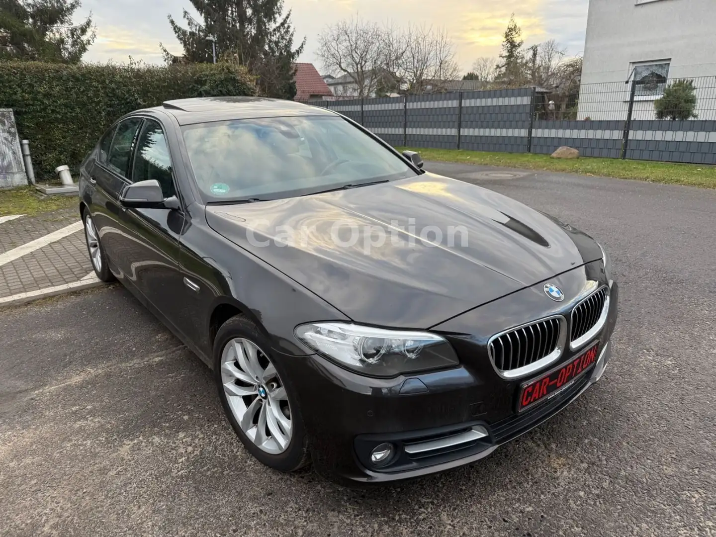 BMW 530 d Limousine/Leder/Glasdach/HeadUp/18Zoll - 2
