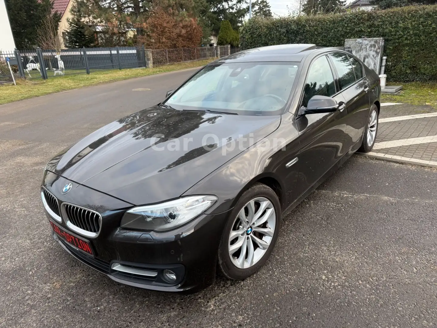 BMW 530 d Limousine/Leder/Glasdach/HeadUp/18Zoll - 1
