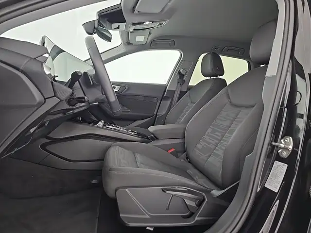 Audi A5 view 9