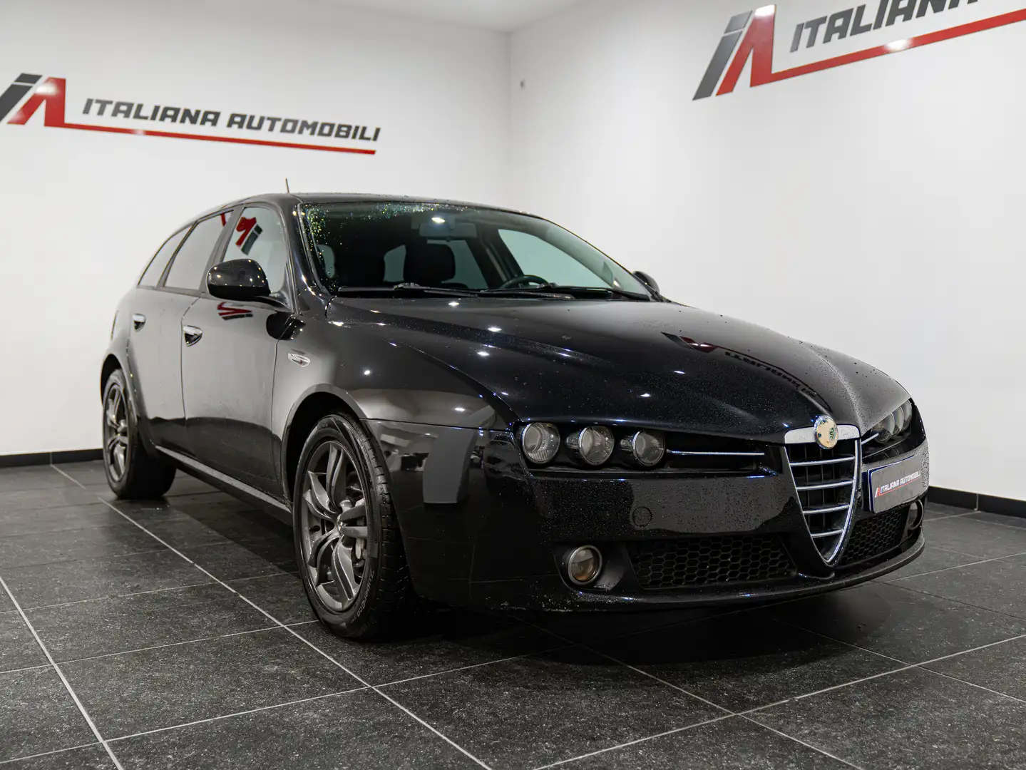 Alfa Romeo 159 159 Sportwagon SW 1.9 jtdm 16v Distinctive 150cv Schwarz - 1