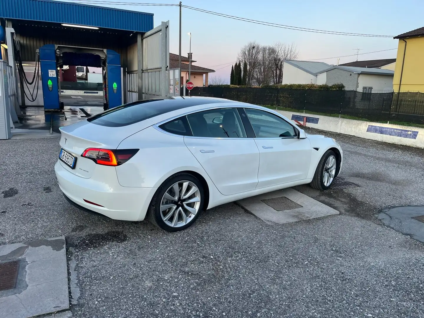 Tesla Model 3 Long Range Dual Motor awd Bianco - 2