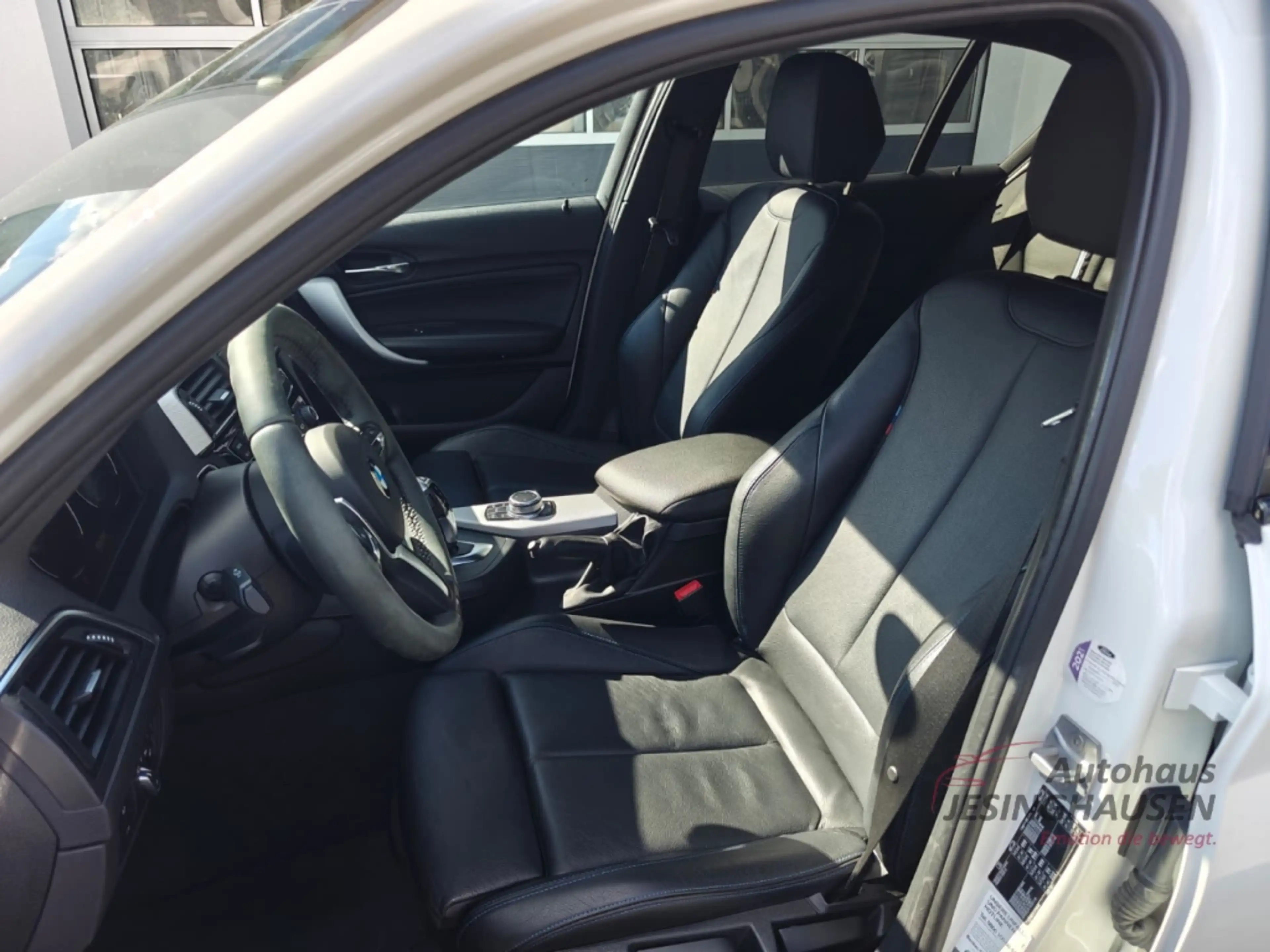 BMW 118 i M Sport Shadow Line+Winterp.+Tempomat+LED+Mehrzo — photo 15