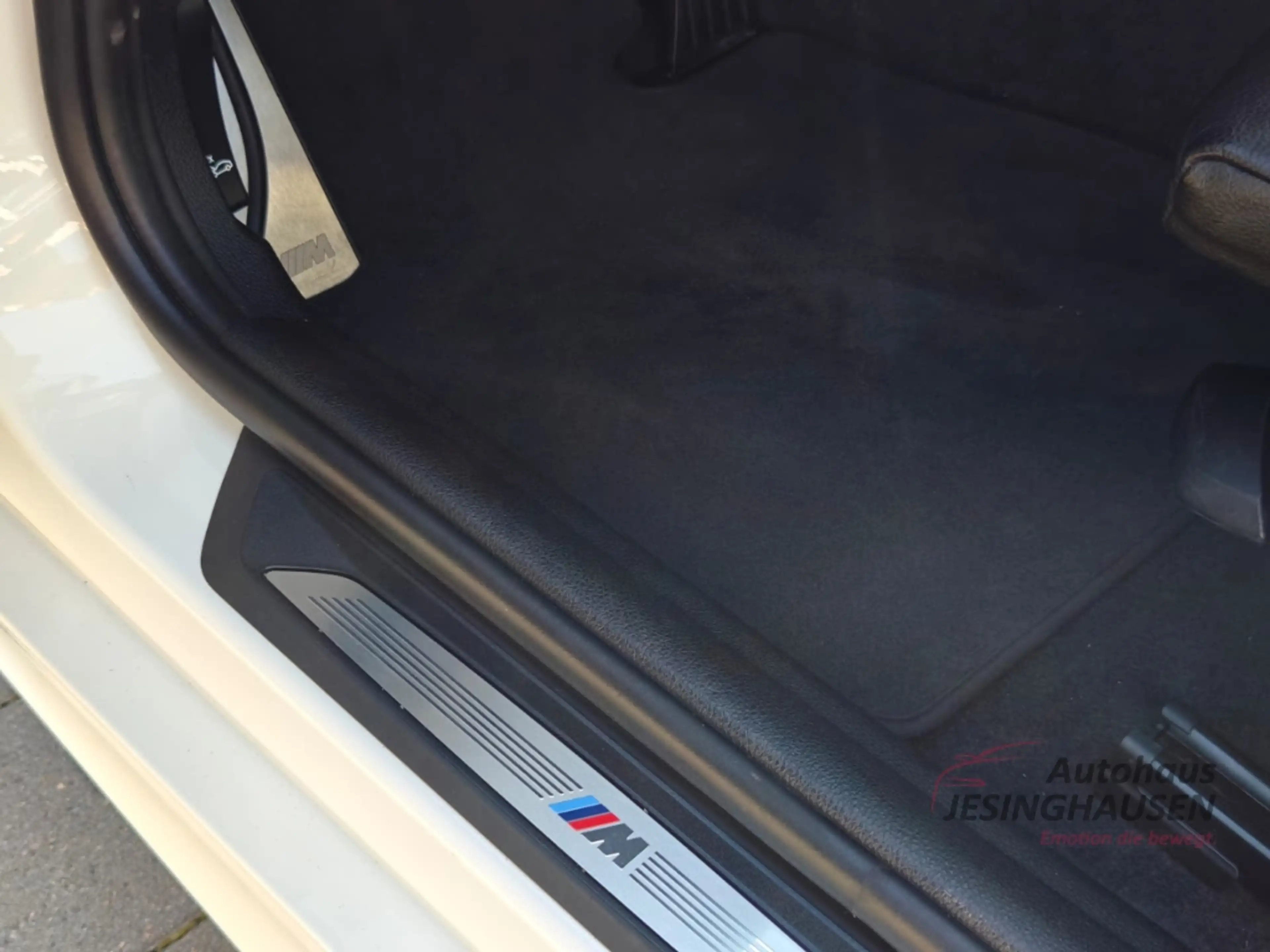 BMW 118 i M Sport Shadow Line+Winterp.+Tempomat+LED+Mehrzo — photo 17