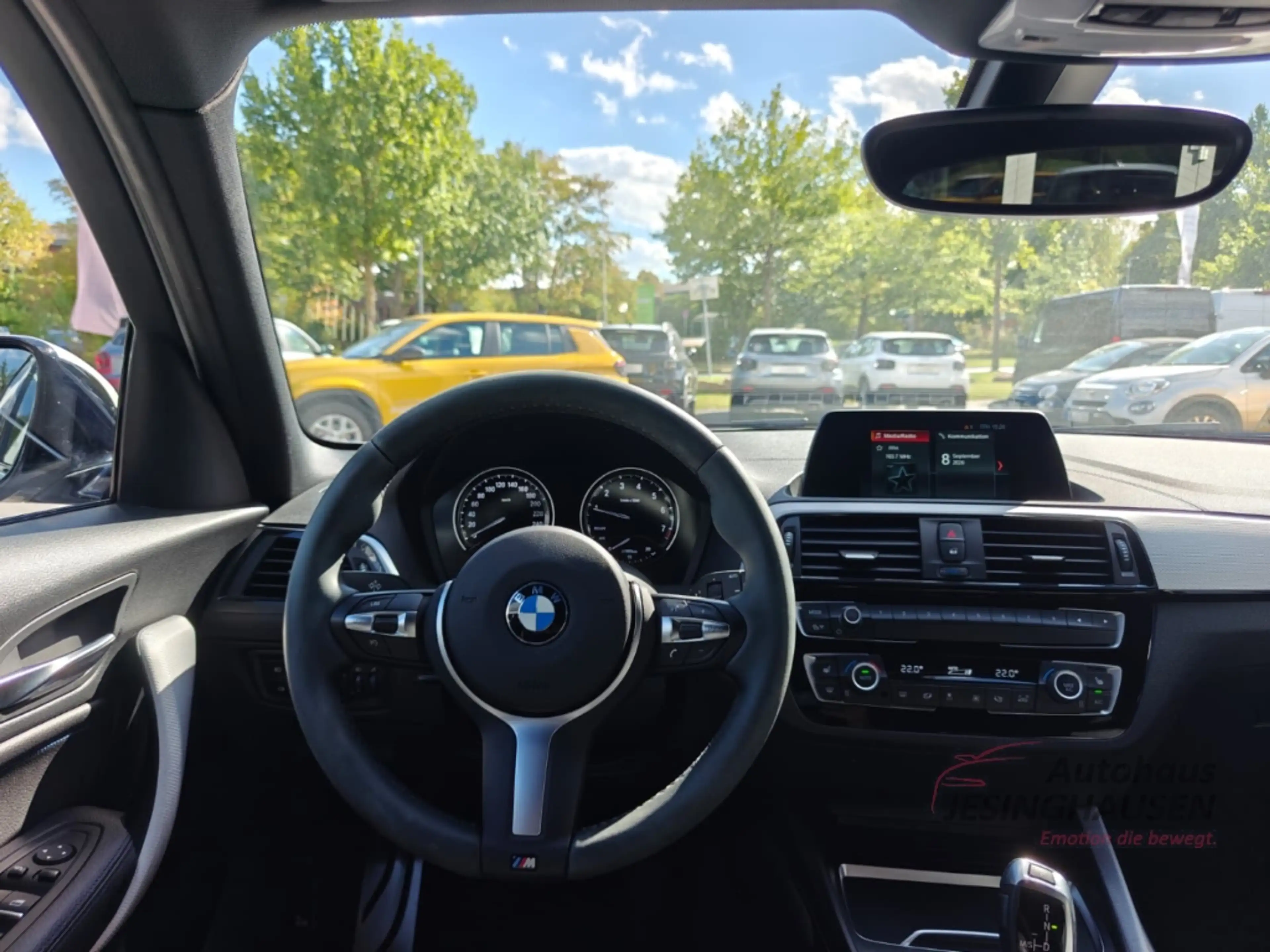 BMW 118 i M Sport Shadow Line+Winterp.+Tempomat+LED+Mehrzo — photo 27