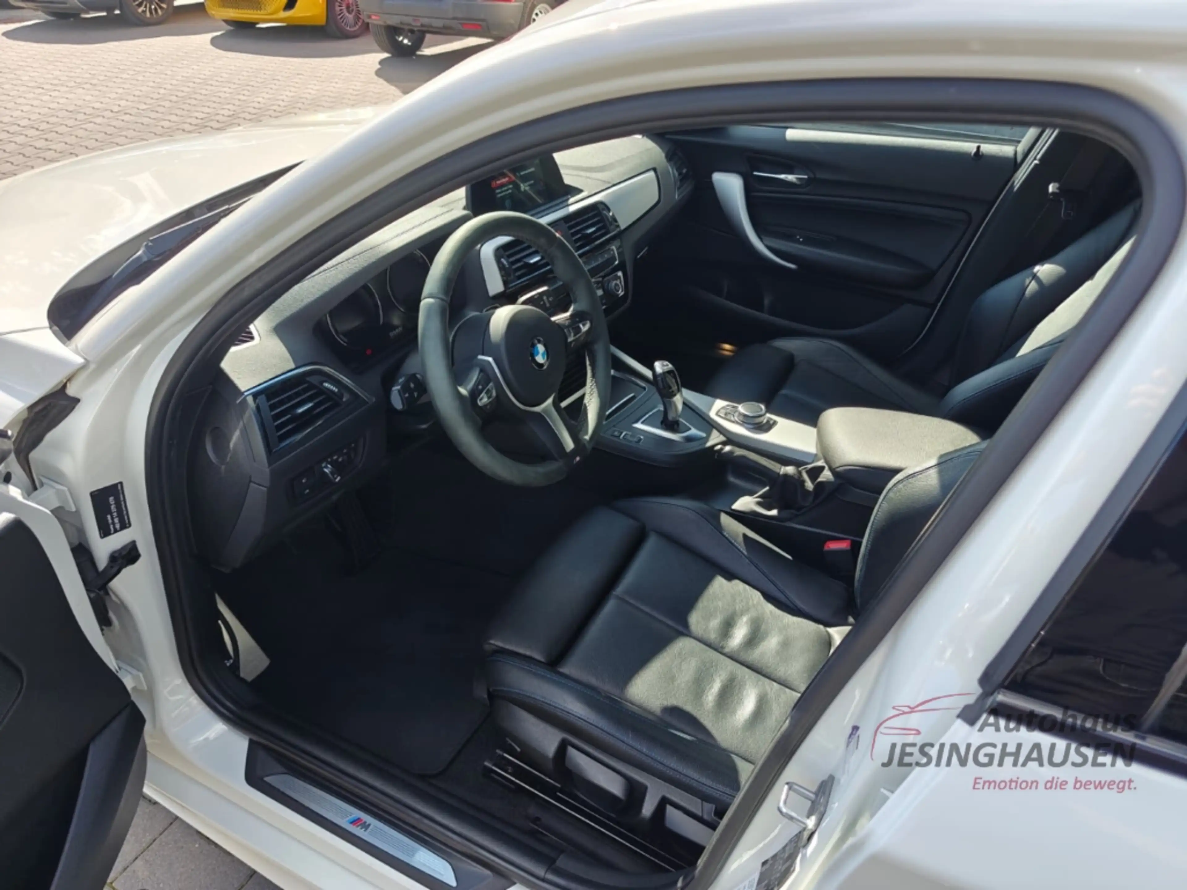 BMW 118 i M Sport Shadow Line+Winterp.+Tempomat+LED+Mehrzo — photo 14