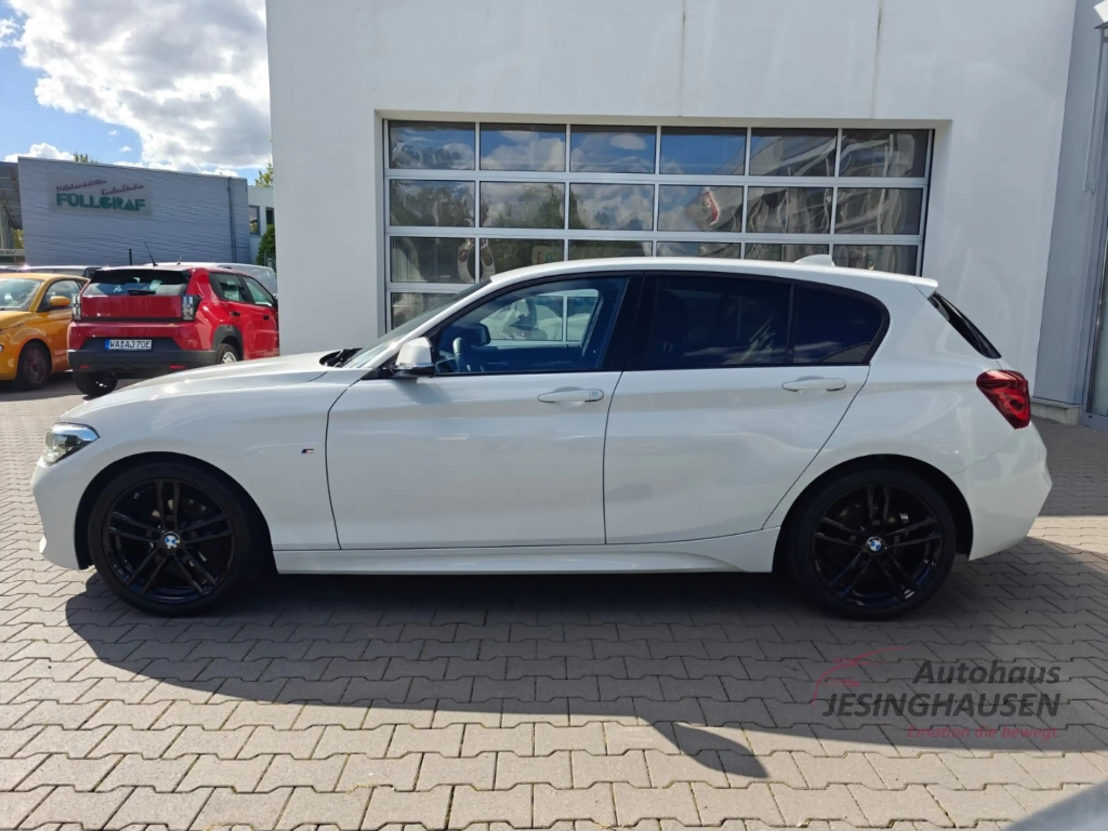 BMW 118 i M Sport Shadow Line+Winterp.+Tempomat+LED+Mehrzo — photo 11