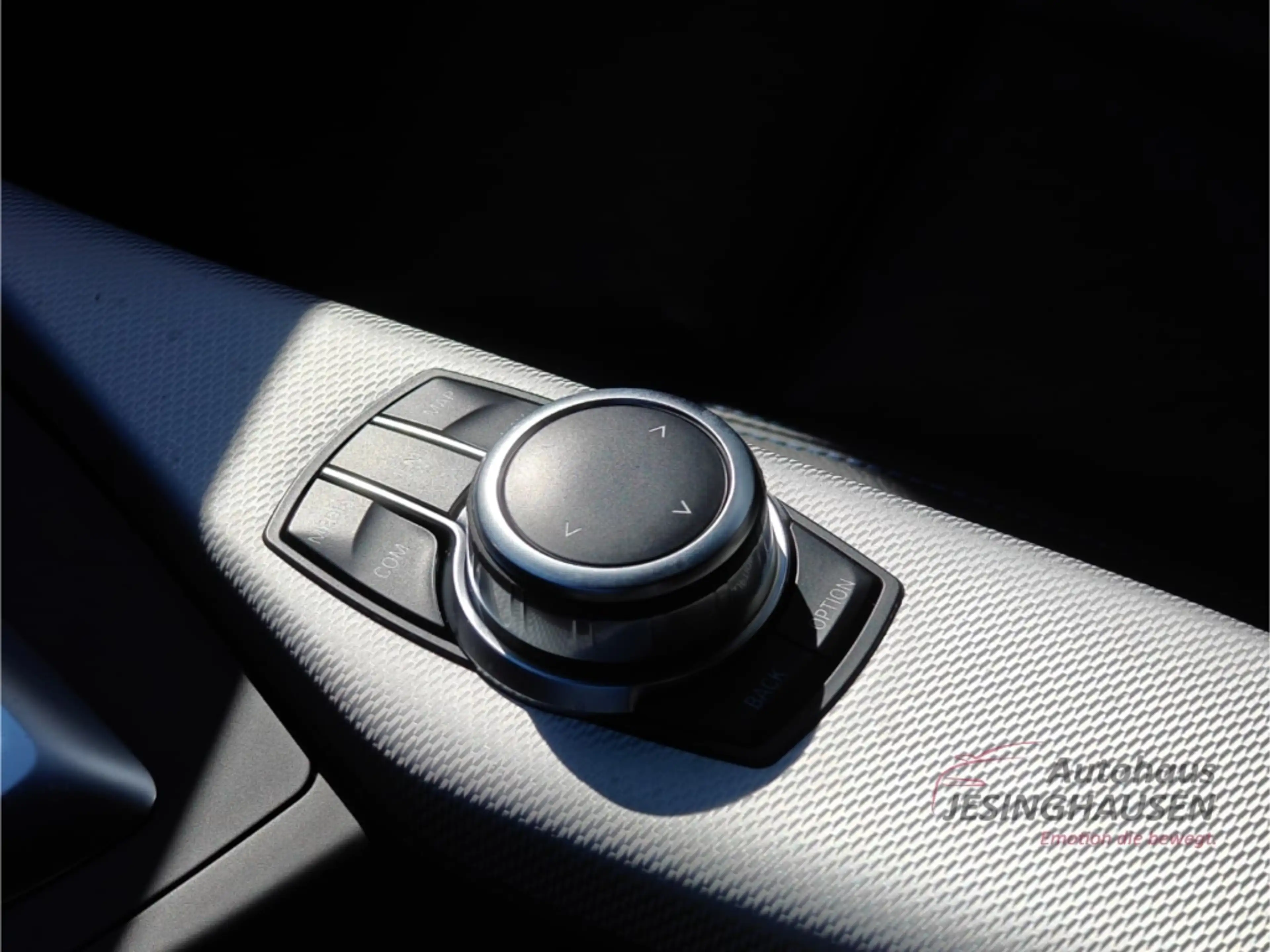 BMW 118 i M Sport Shadow Line+Winterp.+Tempomat+LED+Mehrzo — photo 37