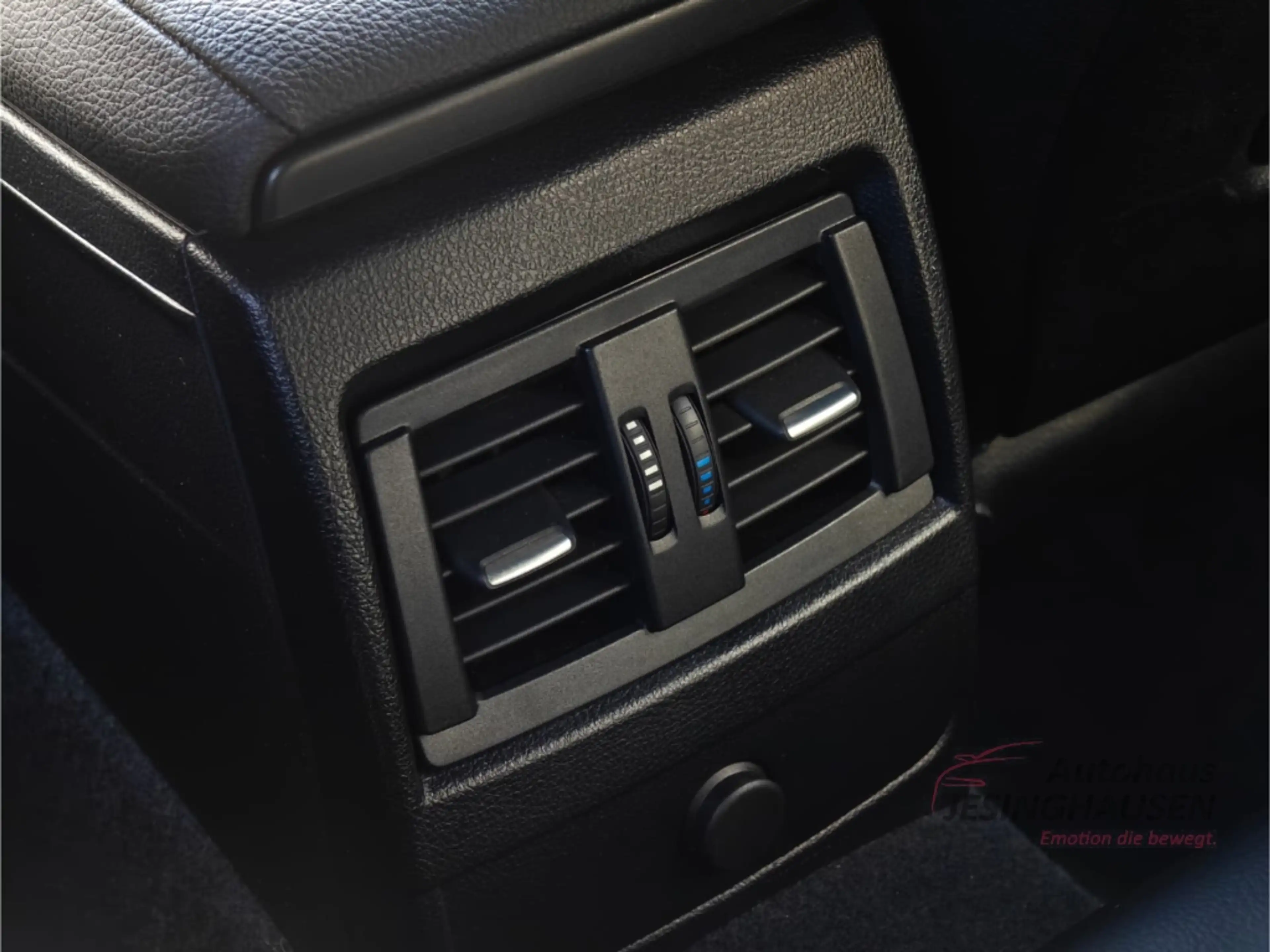 BMW 118 i M Sport Shadow Line+Winterp.+Tempomat+LED+Mehrzo — photo 46