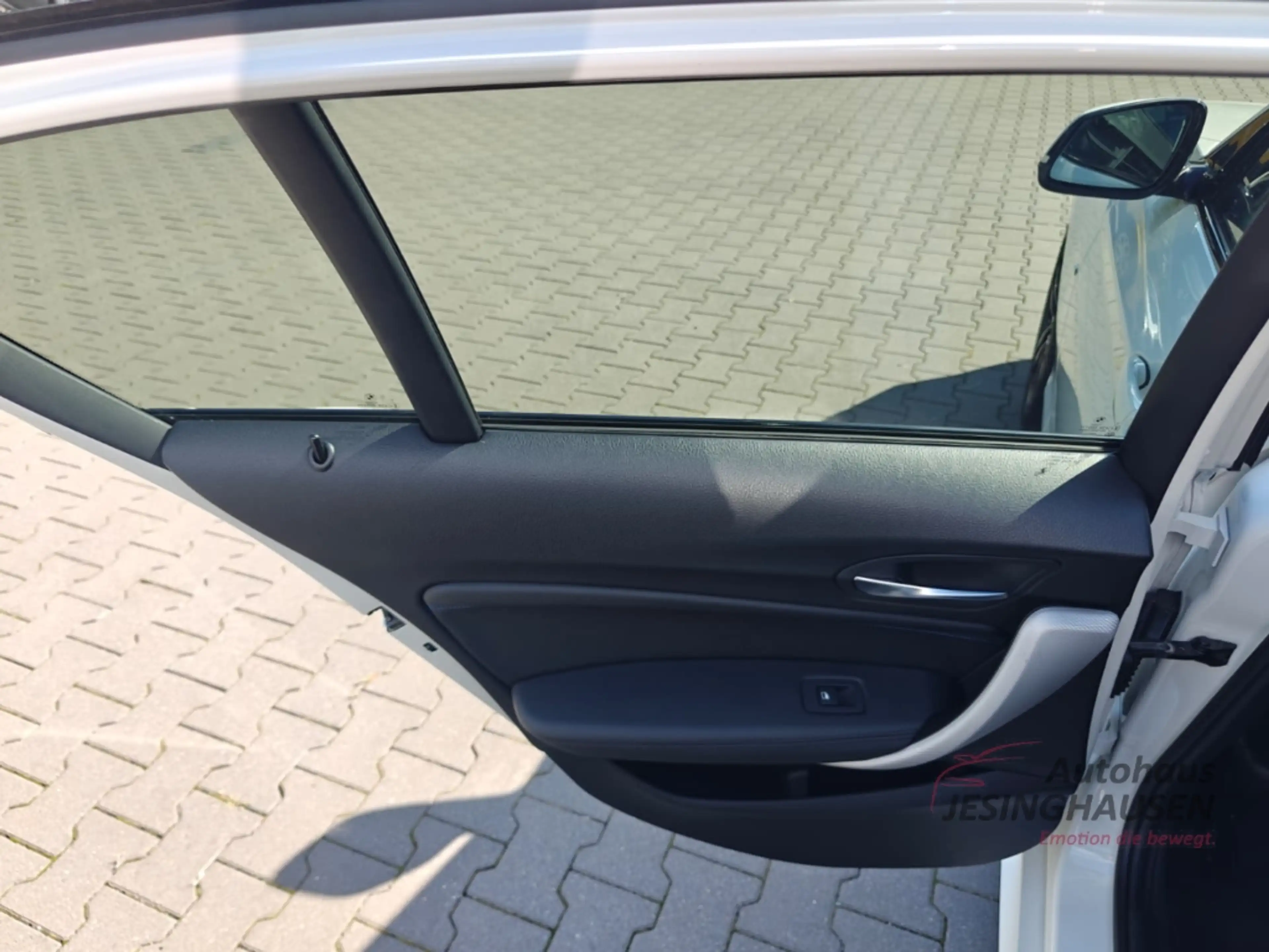 BMW 118 i M Sport Shadow Line+Winterp.+Tempomat+LED+Mehrzo — photo 43