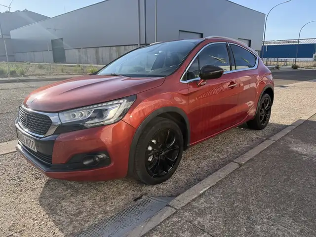 DS Automobiles DS 4 Crossback 1.6BlueHDi S&S Style EAT6