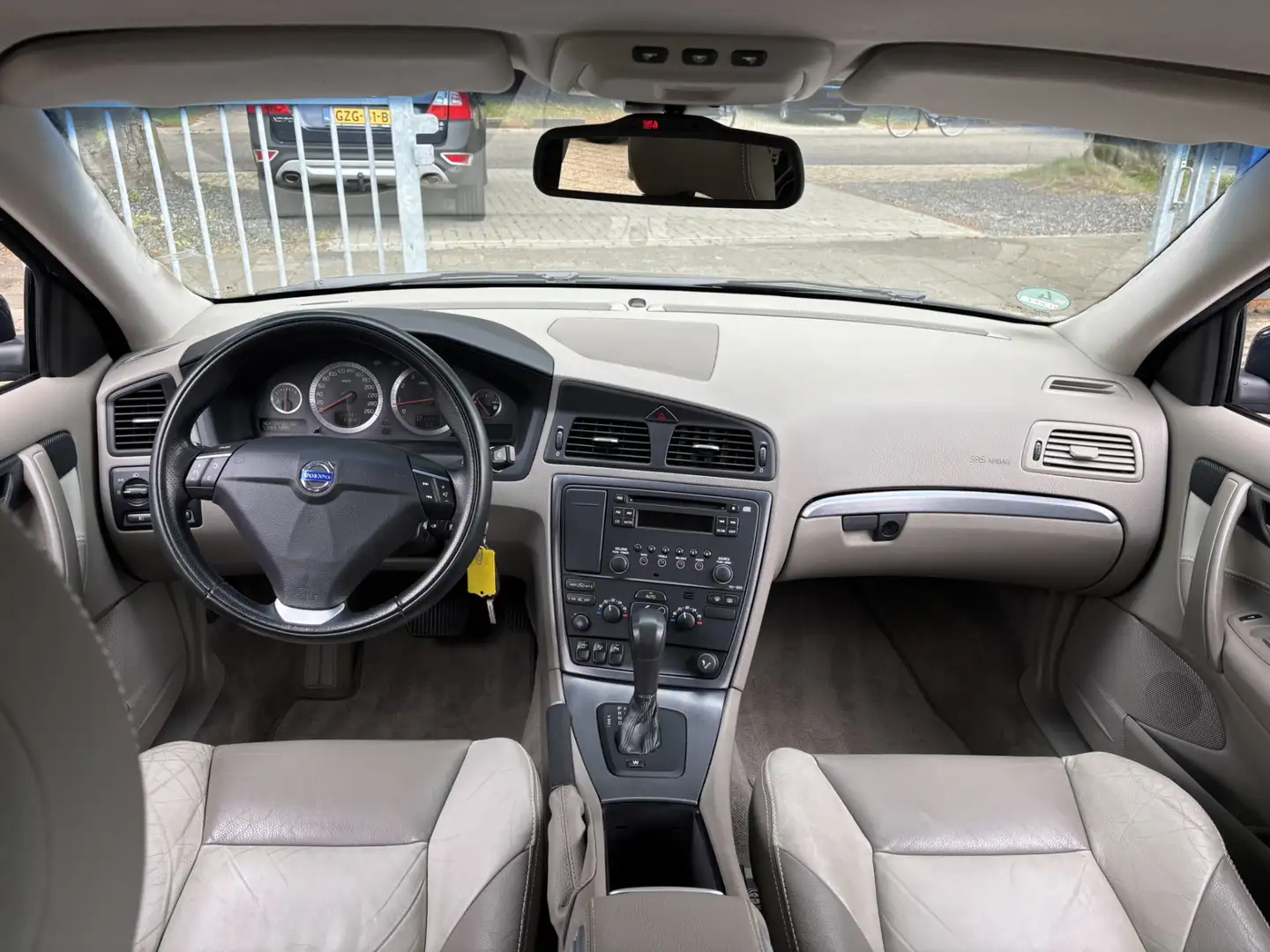Volvo S60 2.5T 209pk Aut Summum BTW voordeel €500,- Modrá - 2