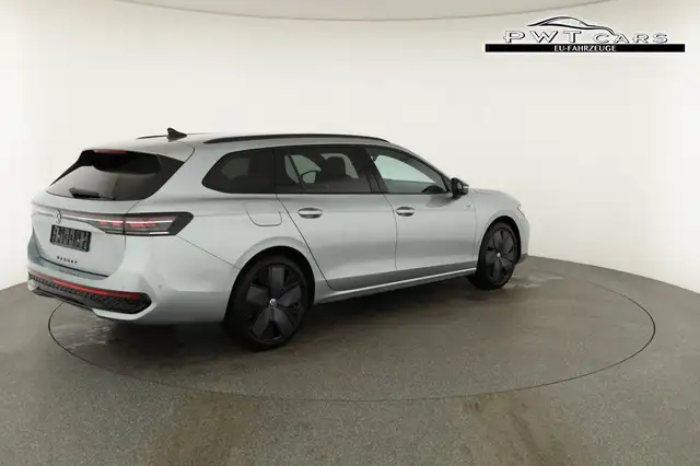 Volkswagen Passat Variant 2.0 TDI 142 kW 4Motion R-Line DSG 4M Black, AHK... Ansicht 19