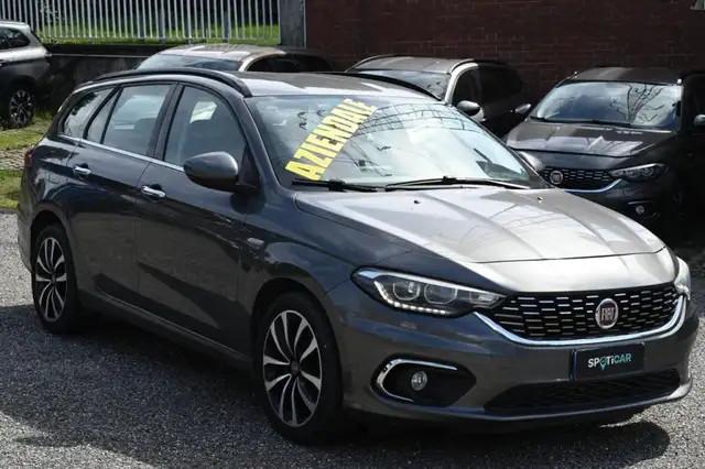 Fiat Tipo view 3