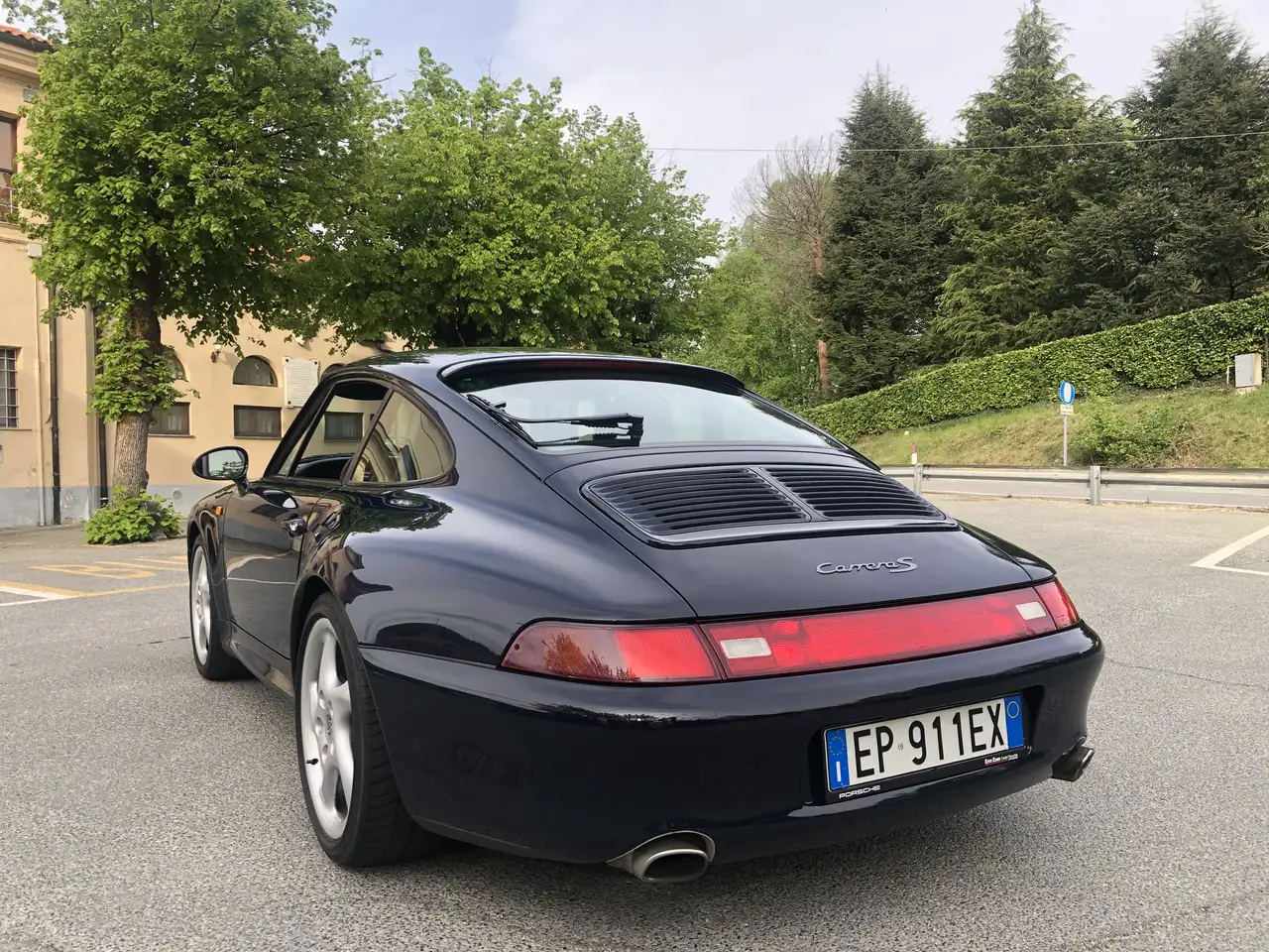 Porsche 993 911 Coupe 3.6 Carrera 2S, foto 3