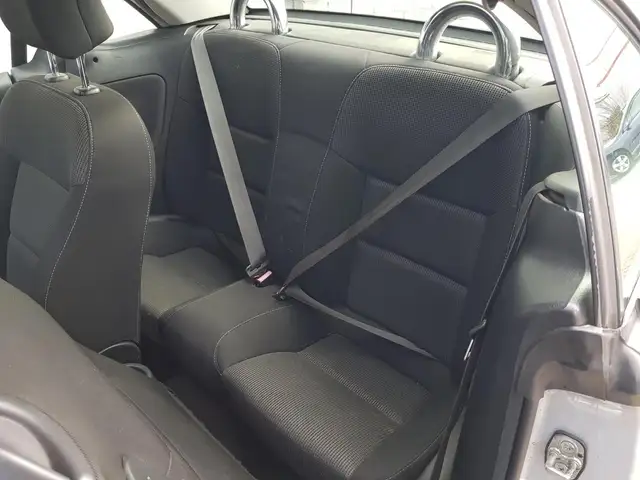 Peugeot 207 view 14
