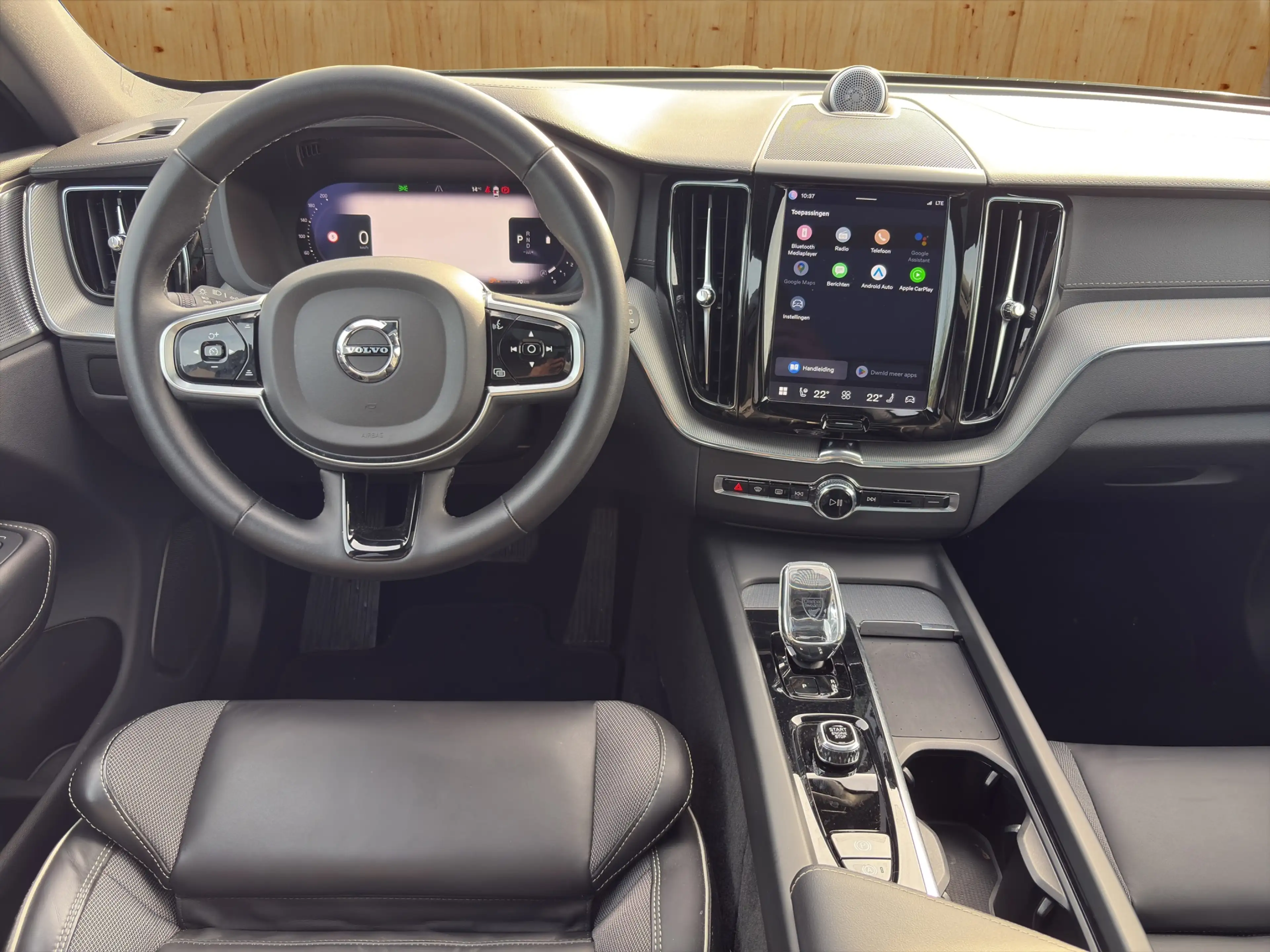 Volvo XC60 B5 Ultimate Dark | Luchtvering | Bowers & Wilkins — photo 7