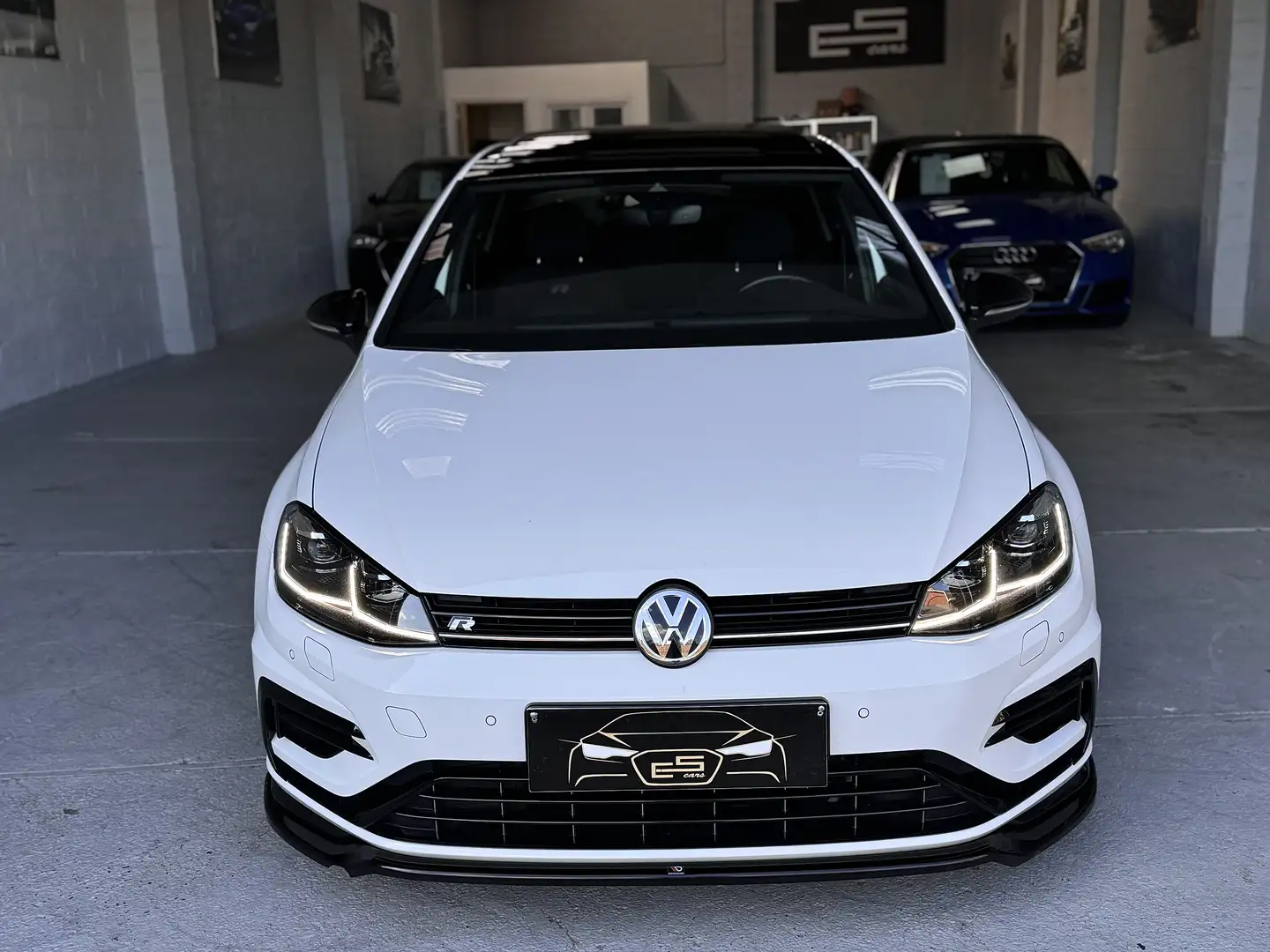 Volkswagen Golf R 7.5R TOIT OUVRANT. AKRAPOVIC. + KIT MAXTON - 2