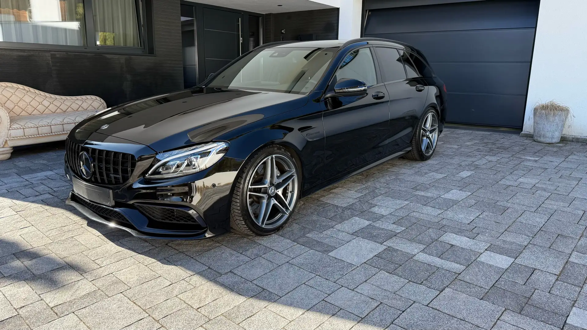 Mercedes-Benz C 63 AMG T Aut. - 2