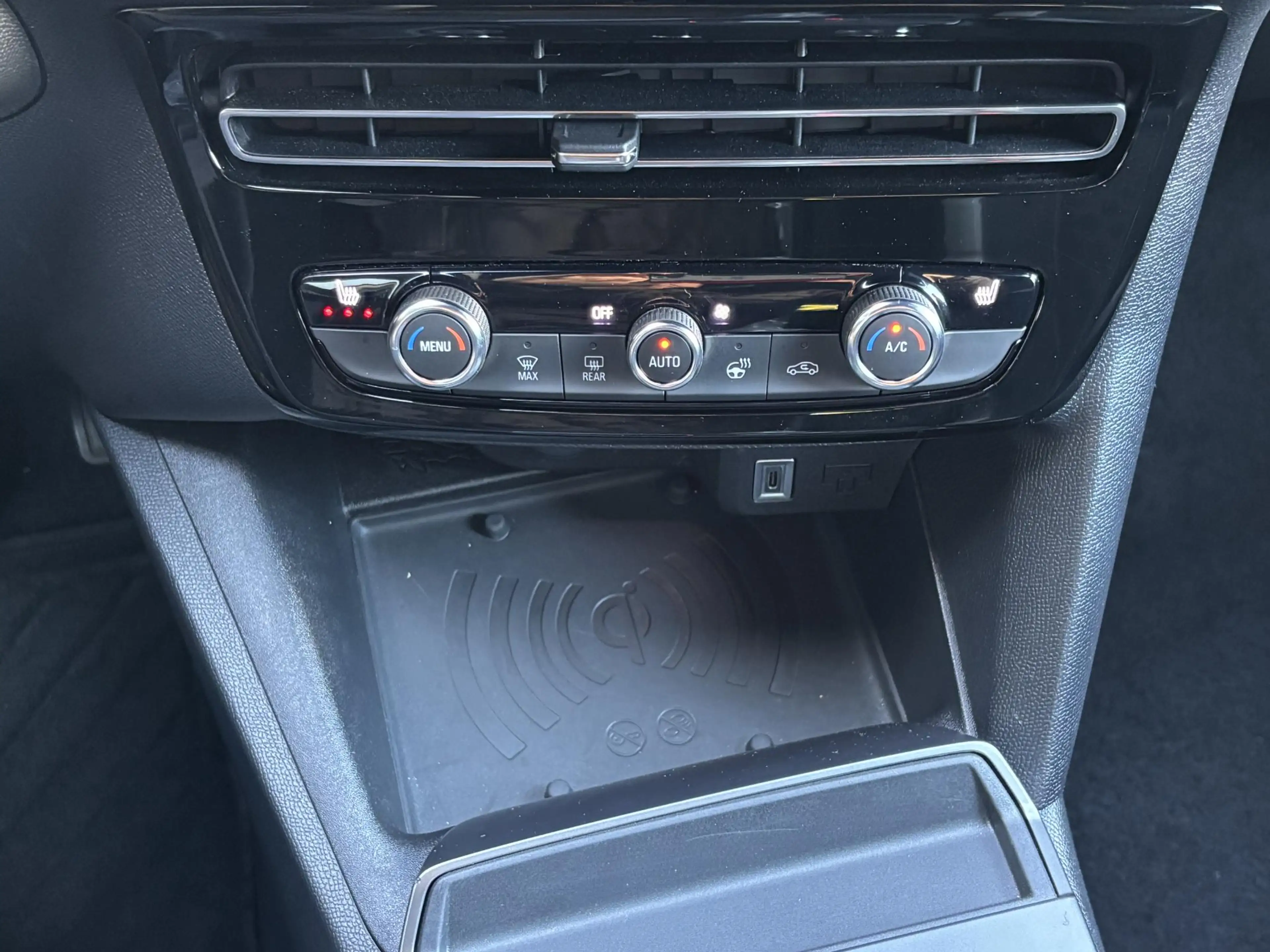 Opel Mokka-E Electric Business Edition 54 kWh | ACCU 98% | Navi — photo 11