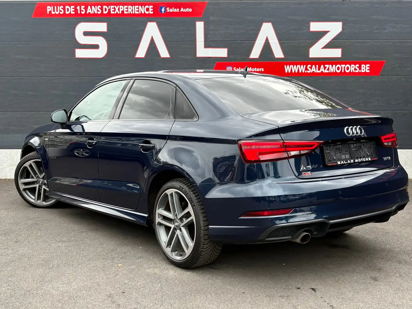 Audi A3 A3 1.0 TFSI Sport/SEDAN/PACKSPORT/ESSENCE Blauw - 2