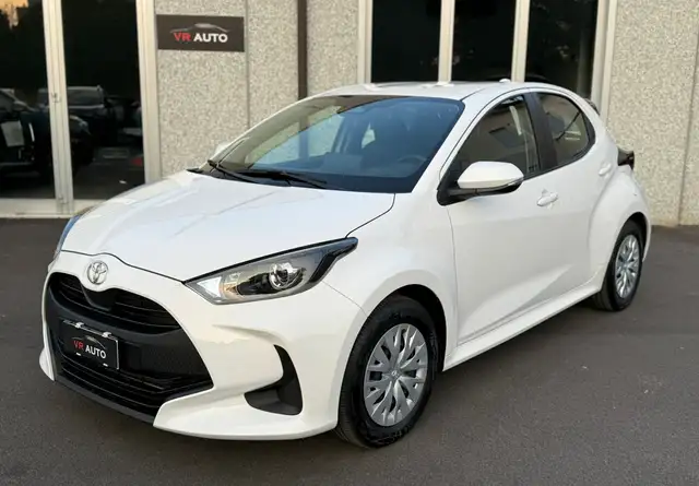 Toyota Yaris Hybrid 1.5h Active PROMO FIN