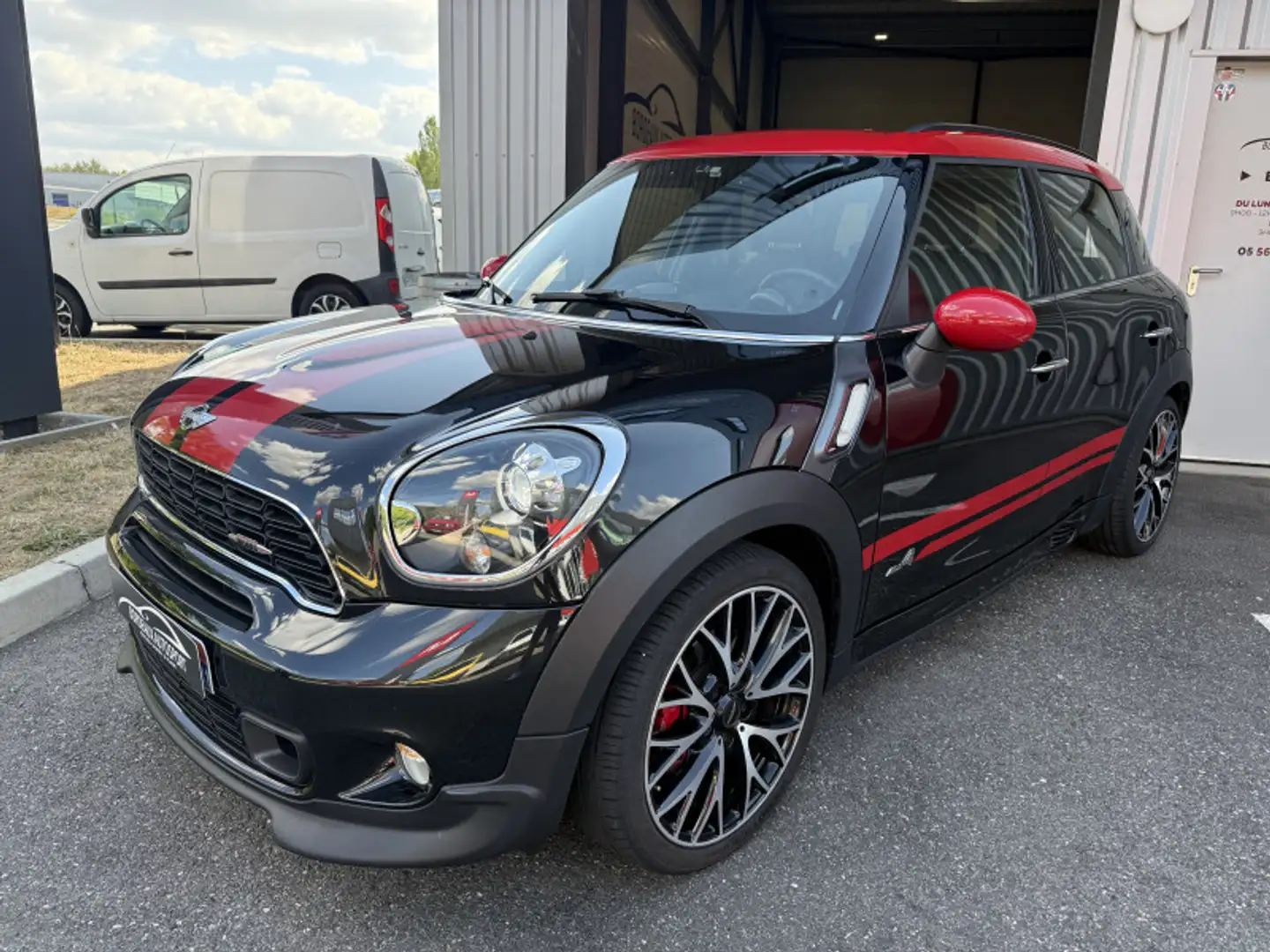 MINI John Cooper Works JOHN COOPER WORKS 218CH ALL4 Černá - 1